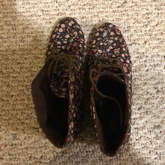 Urban Outfitters kimchi blue ankle boots 7 - Picture 4 of 4